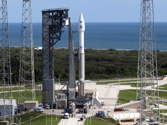 Raketa pred poletanje