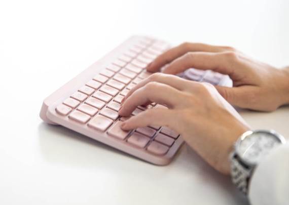 mx-keys-mini-stefan-stojanović-28.jpg