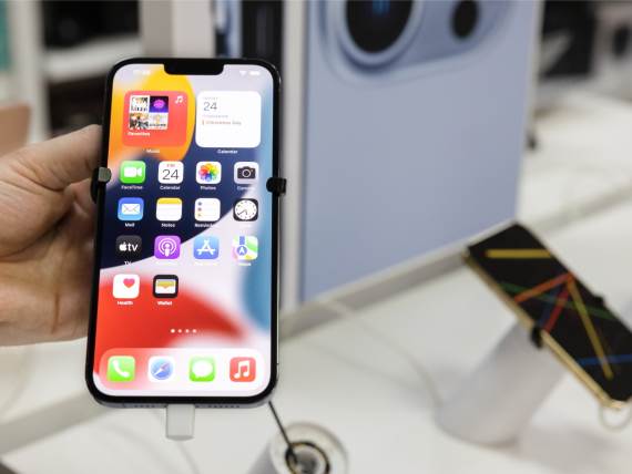 Izloženi Apple iPhone 13