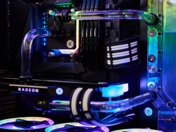 Gejming računar sa vodenim hlađenjem