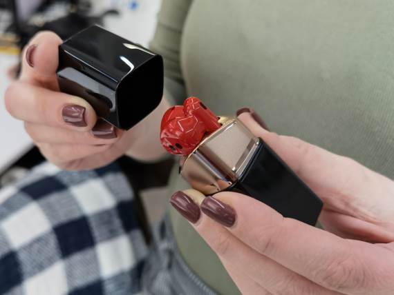 Huawei FreeBuds Lipstick (10).jpg