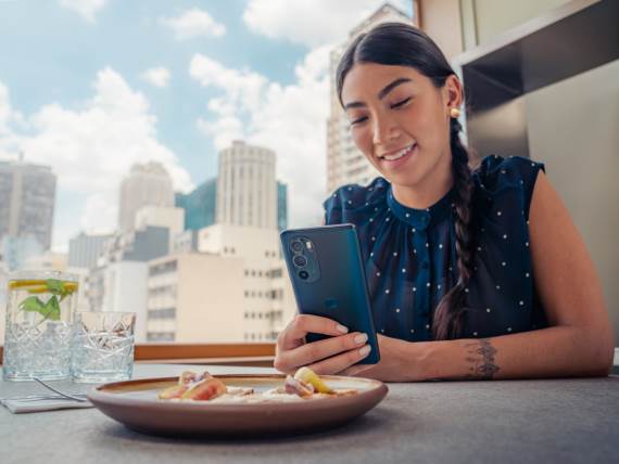 Motorola Edge 30 Pro (46).jpg