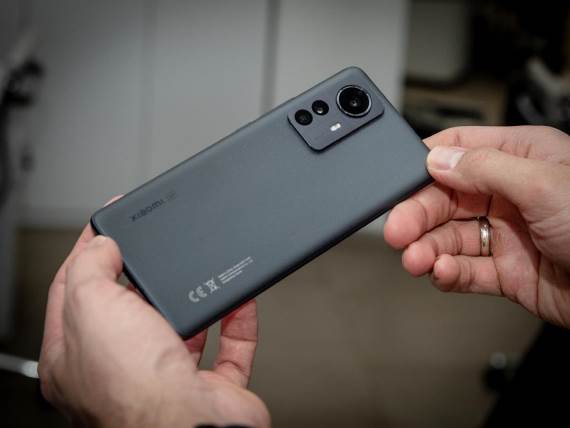 XIaomi 12 Pro slike uživo