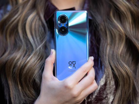 Huawei nova 9 SE 2.jpg