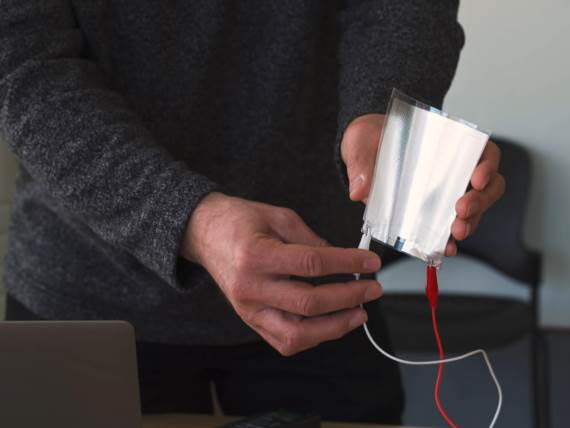 Zvučnik tanak kao papir