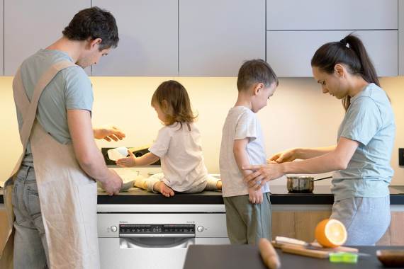 Zašto su sudomašine bolje od ručnog pranja sudova