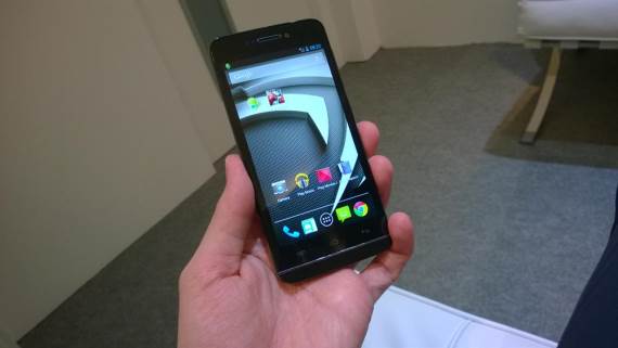 Wiko smartfon sa Tegra 4 čipsetom.