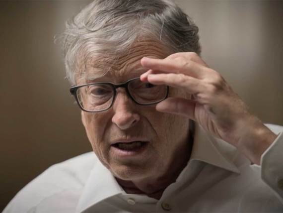 Bil Gejts bi radije trošio novac na vakcine nego put na Mars