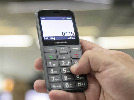 Panasonic KX TU160 najbolji telefon za starije osobe 2023