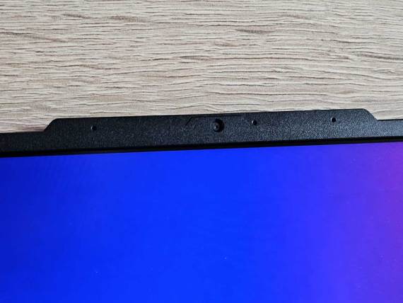 ROG Strix SCAR veb kamera