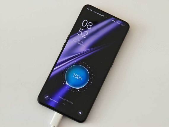 realme GT3 brzo punjenje