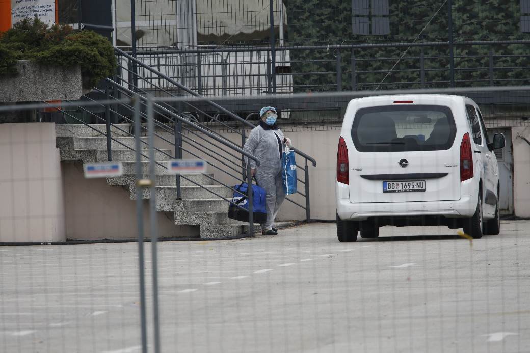 Korona virus u Srbiji donacija za zaražene na Sajmu svi zaraženi dobijaju punjace