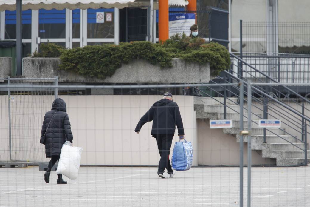 Korona virus u Srbiji donacija za zaražene na Sajmu svi zaraženi dobijaju punjace