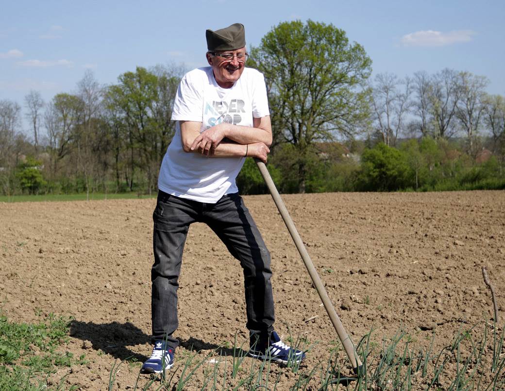 lg mobilni telefoni povlacenje