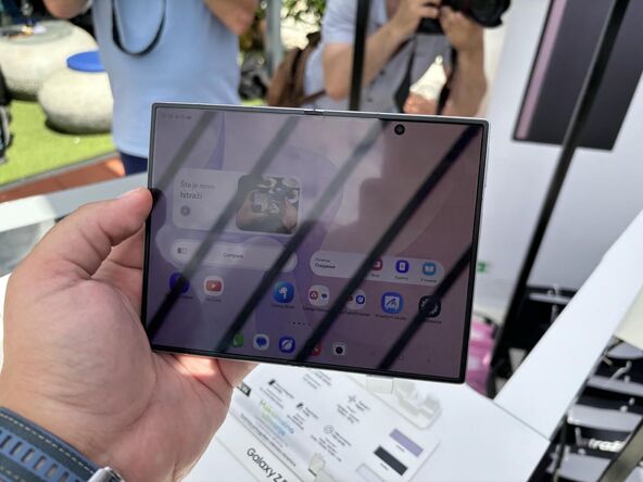 Samsung premijera Fold8