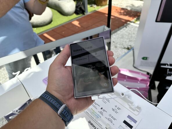 Samsung premijera slika 1.jpg