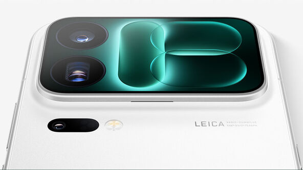 Xiaomi 18 Pro serija pomoćni ekran