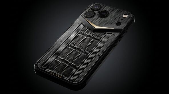 Caviar Black Edition iPhone slika 1.jpg