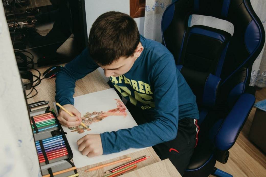 filip filipovic decak programer napravio igricu ljubovija