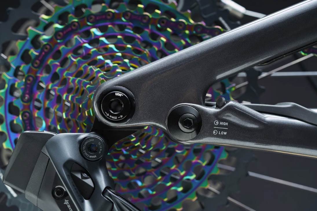 električni bicikli specialized levo bicikli za planinarenje