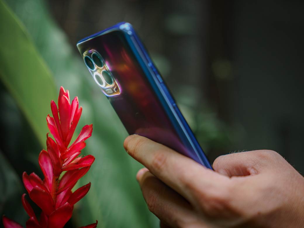 motorola moto g100 premijera cena prodaja kupovina utisci o telefonu foto video 