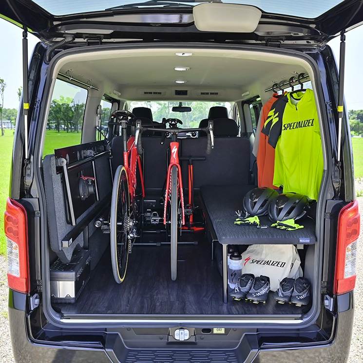 missan nv350 caravan vozilo kamper