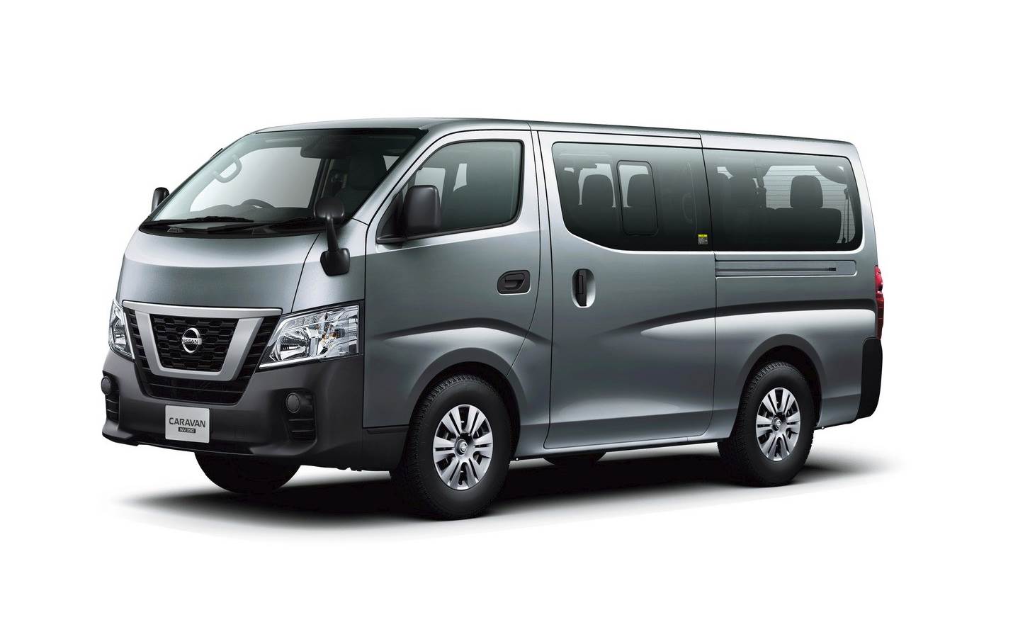 missan nv350 caravan vozilo kamper