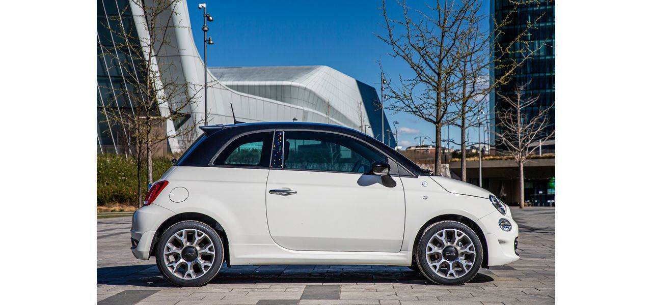 Stiže Fiat 500 Google i to u tri verzije sa ugrađenim asistentom i velikim ekranom