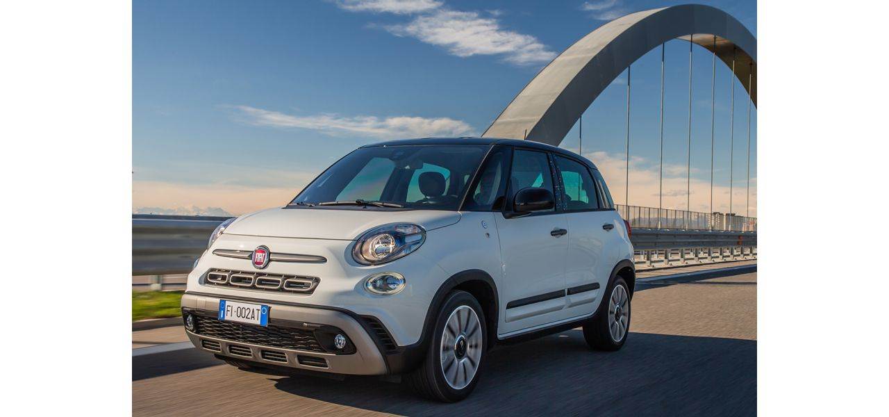 Stiže Fiat 500 Google i to u tri verzije sa ugrađenim asistentom i velikim ekranom