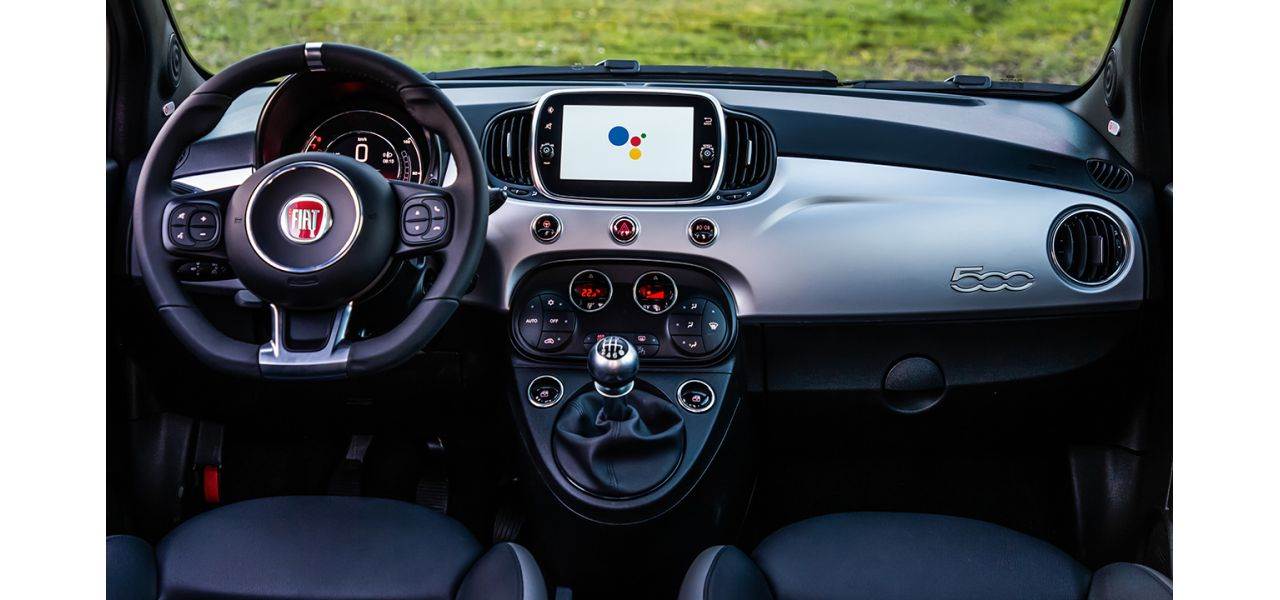 Stiže Fiat 500 Google i to u tri verzije sa ugrađenim asistentom i velikim ekranom