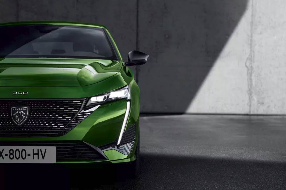 peugeot 308 hibridni motor  plug-in-hibrid električni automobil foto video