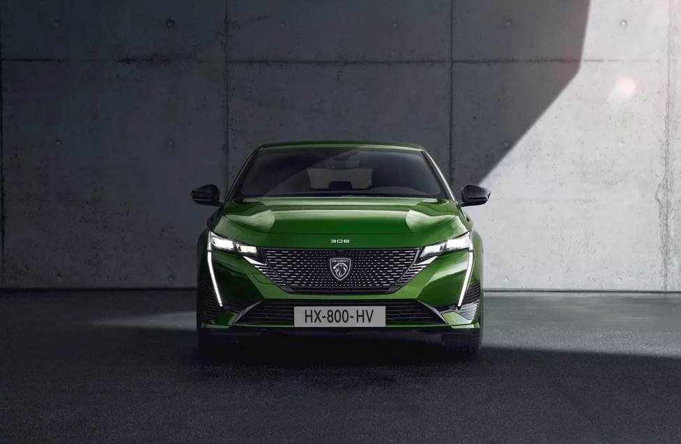 peugeot 308 hibridni motor  plug-in-hibrid električni automobil foto video