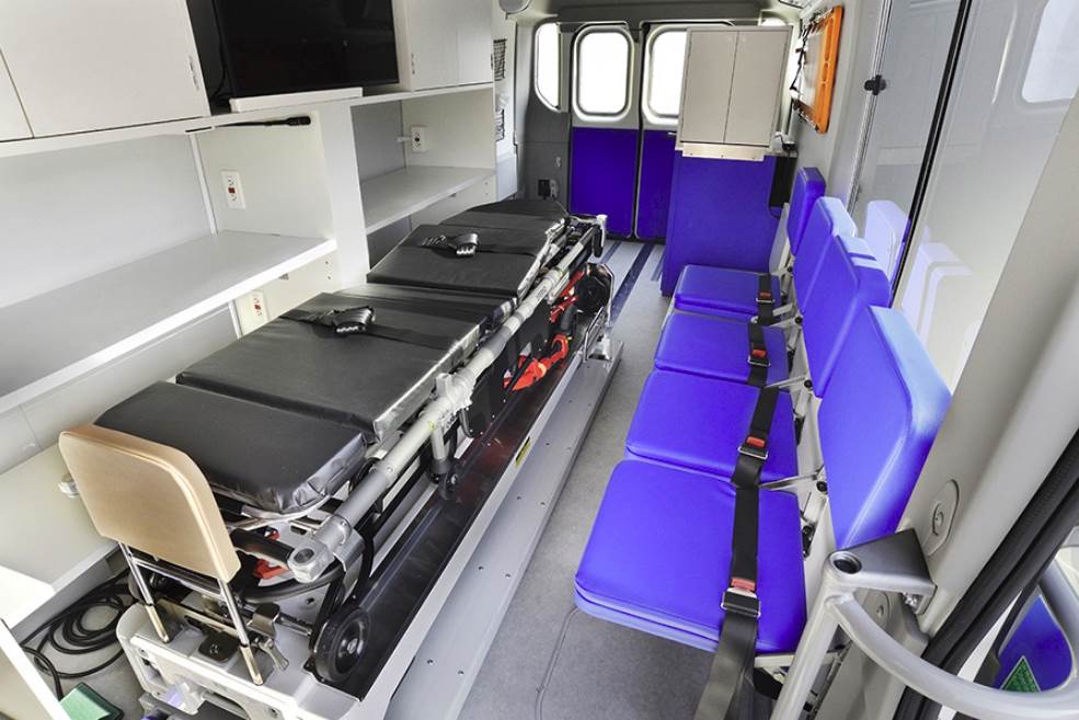 električno amublantno vozilo toyota motors bolnica prirodne katastrofe