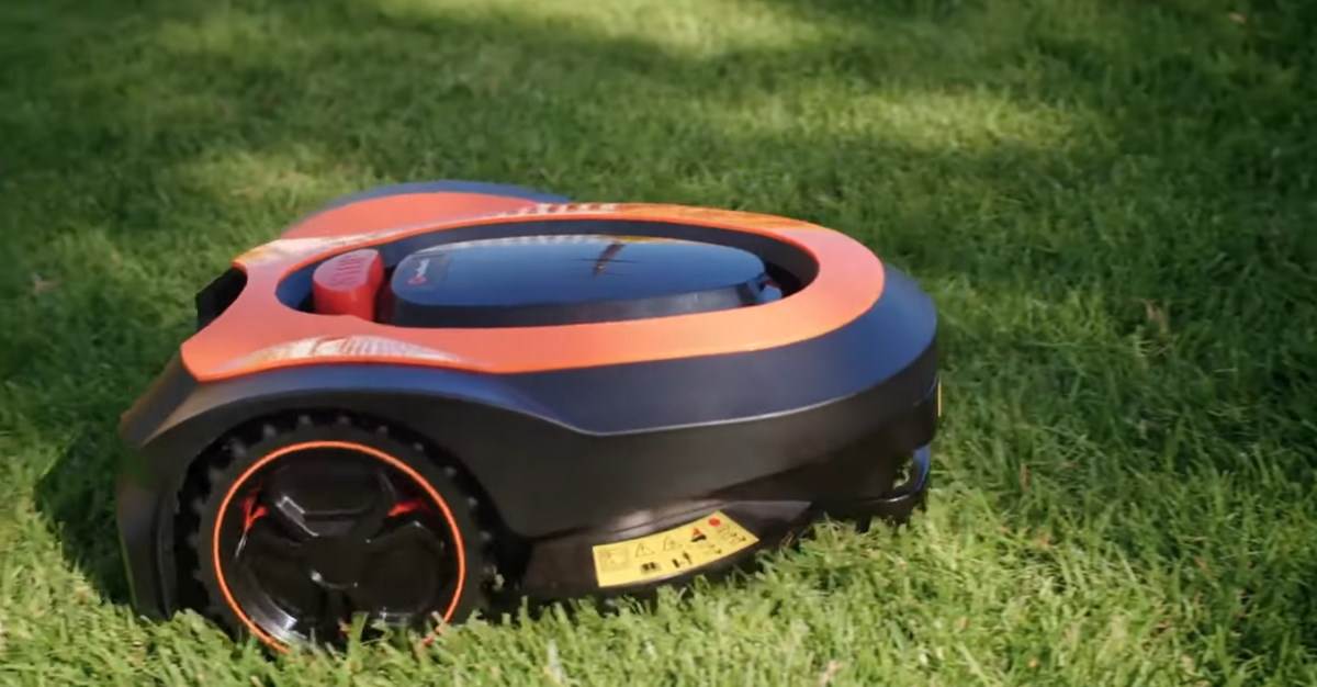 zavoleće vas komsije, ustedećete vreme i znoj  ovaj robot je idealno rešenje za vaše dvorište