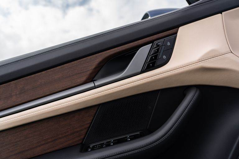 porsche prilagodjava muziku prema voznji