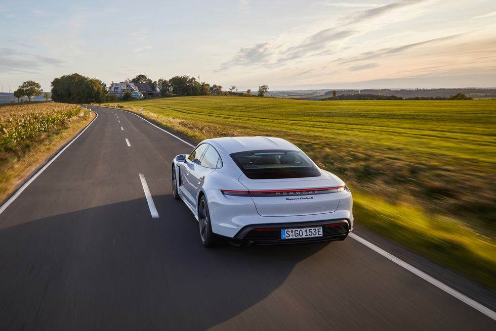 porsche prilagodjava muziku prema voznji