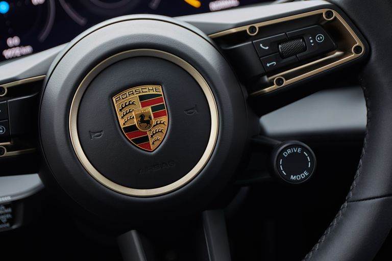 porsche prilagodjava muziku prema voznji