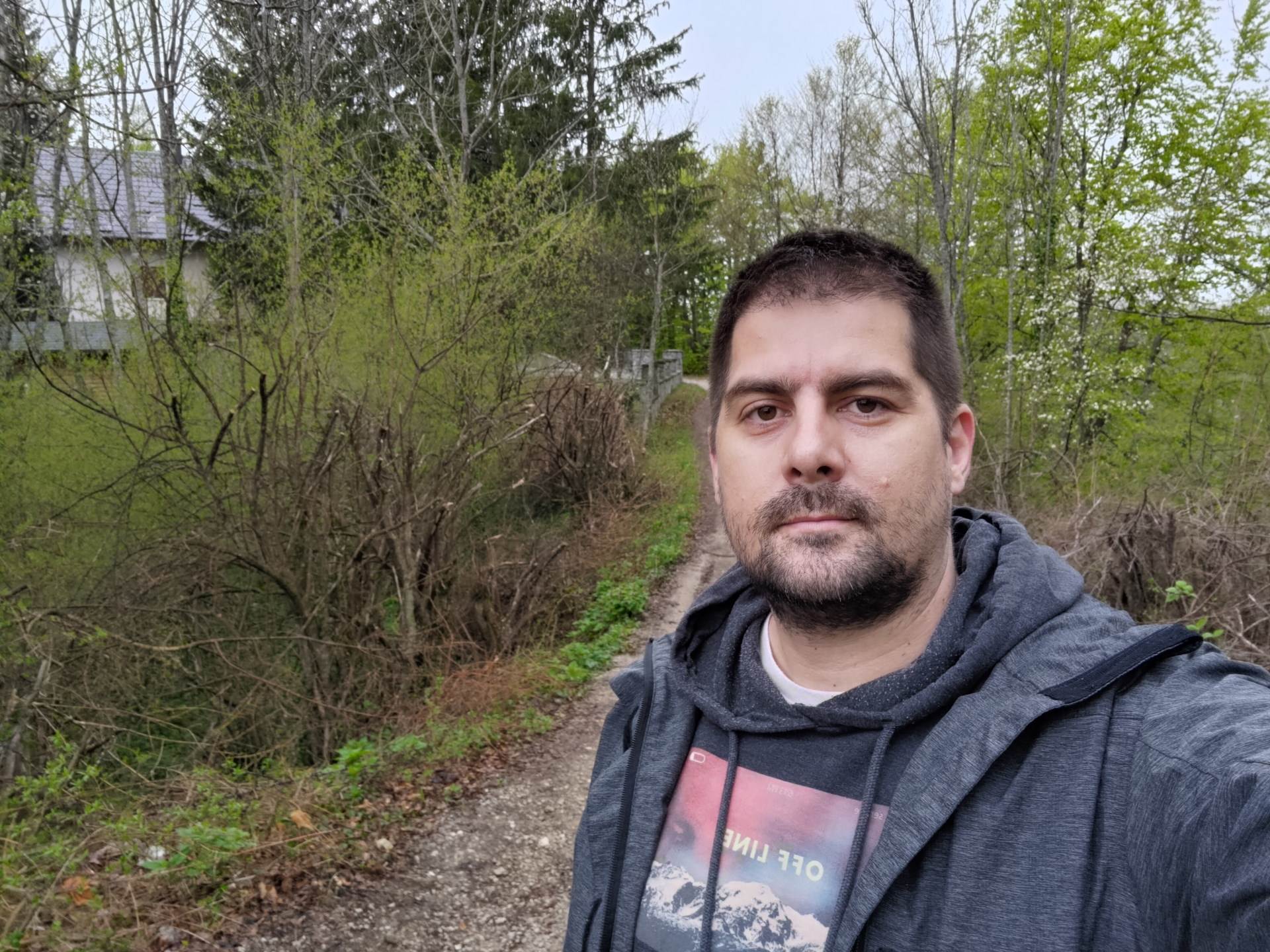 asus zenfone 8 flip pametni telefon male dimenzije premijum hardver snapdragon 888