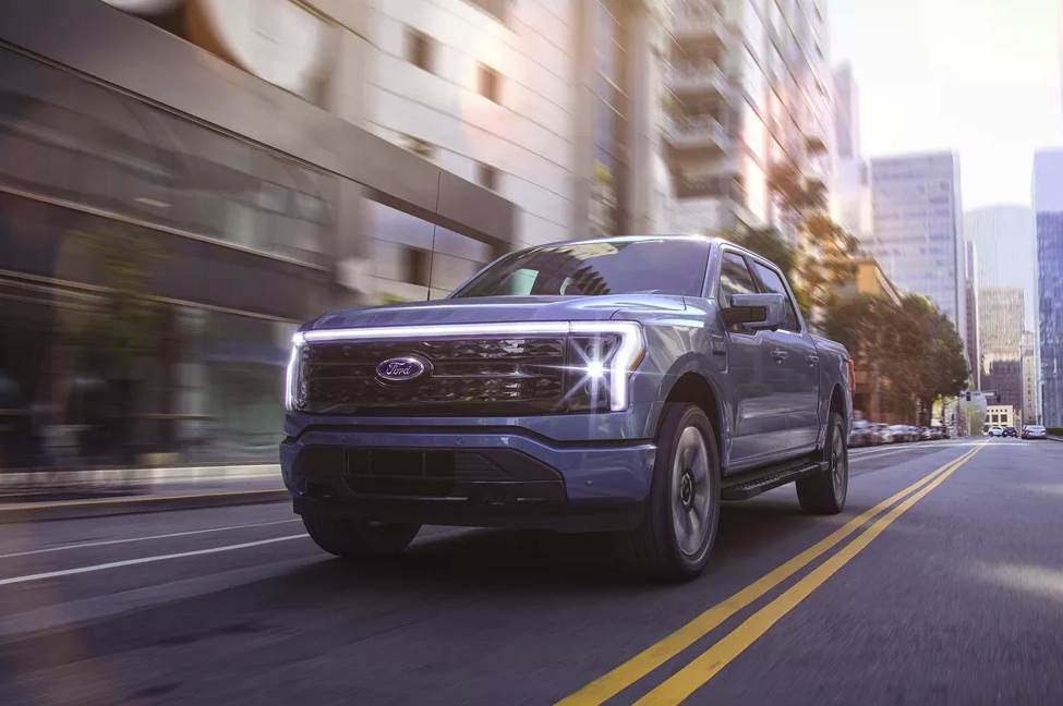 ford f-150 lightning specifikacije 