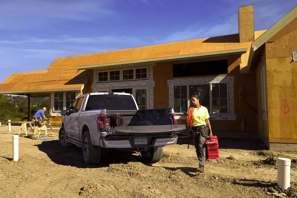 ford f-150 lightning specifikacije 