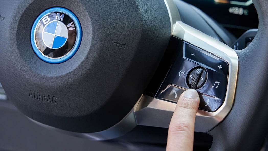 bmw ix xdrive50 kada izlazi cena