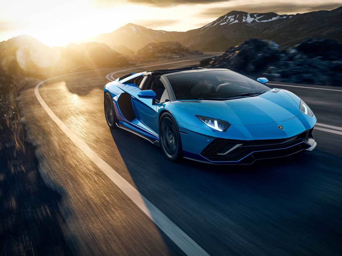 lamborghini v12 motor hibridni superautomobil