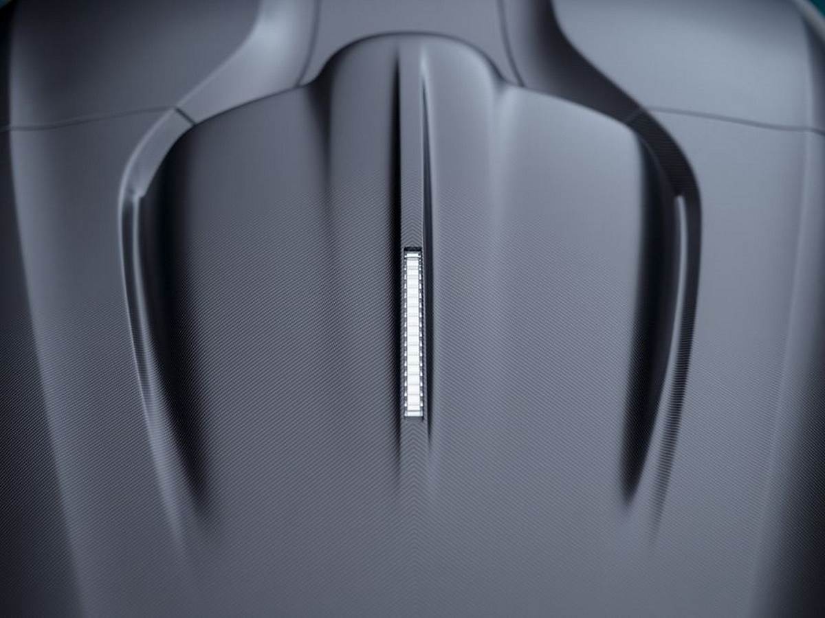 Aston Martin Valhalla hibridni automobil opis i slike