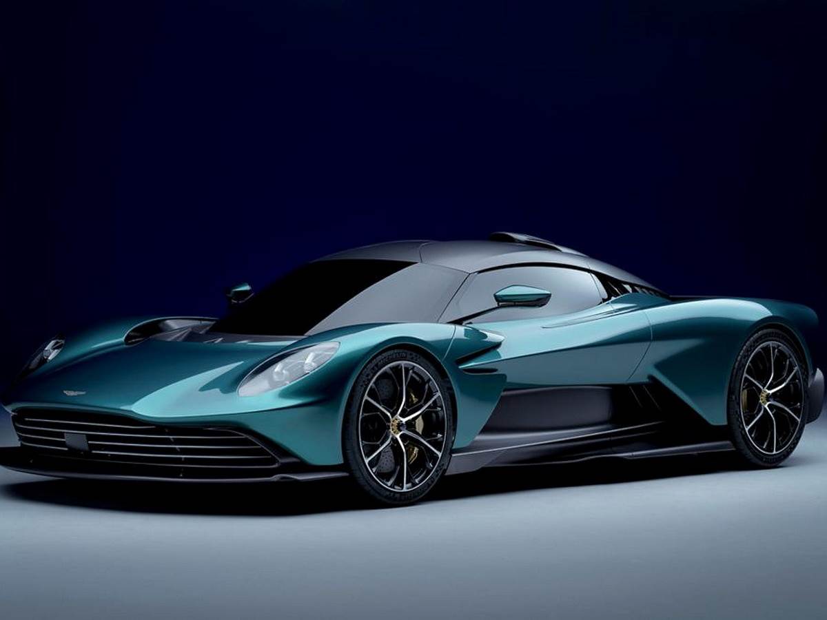 Aston Martin Valhalla hibridni automobil opis i slike