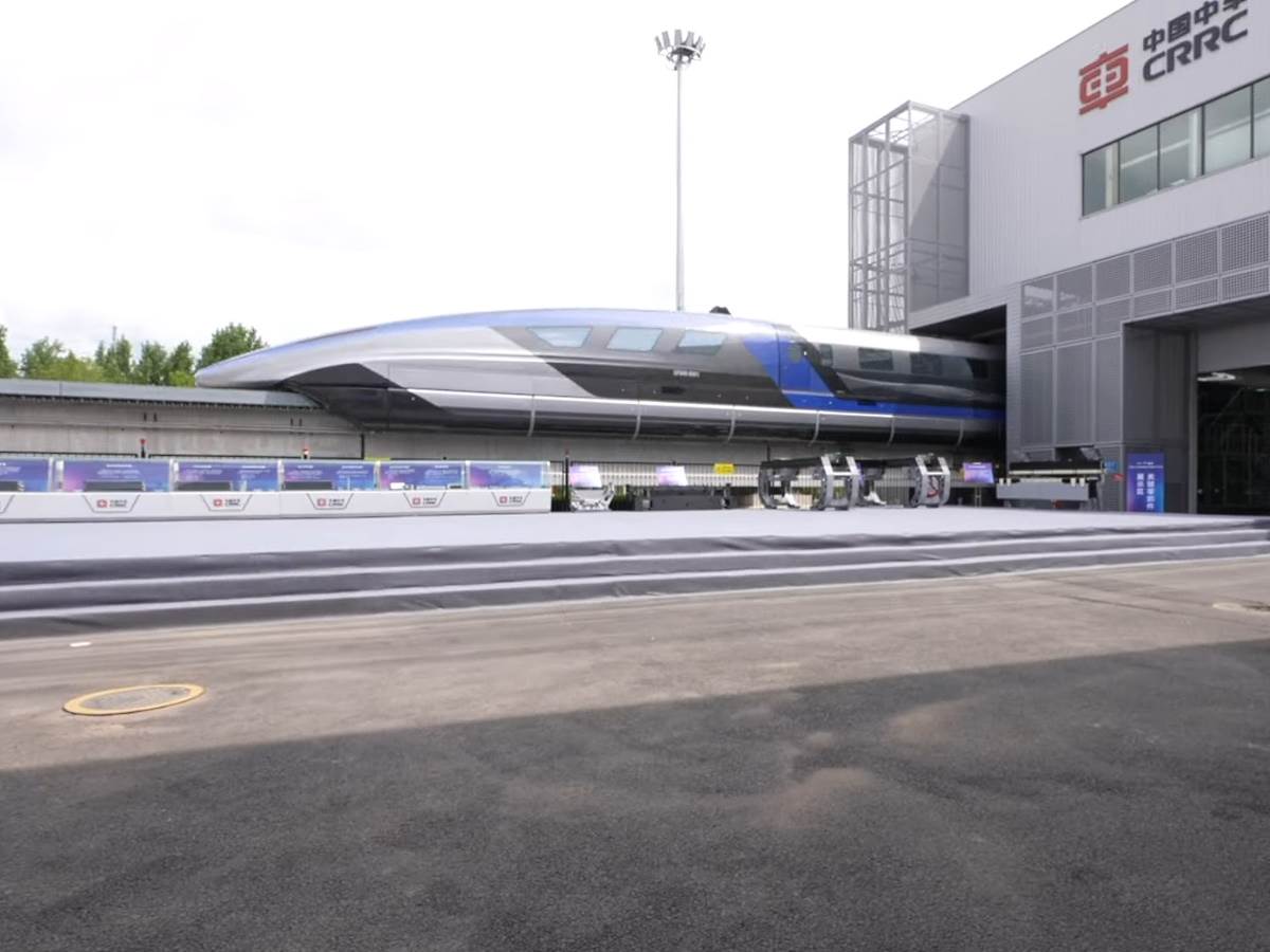 Najbrži voz na svetu kineski maglev 