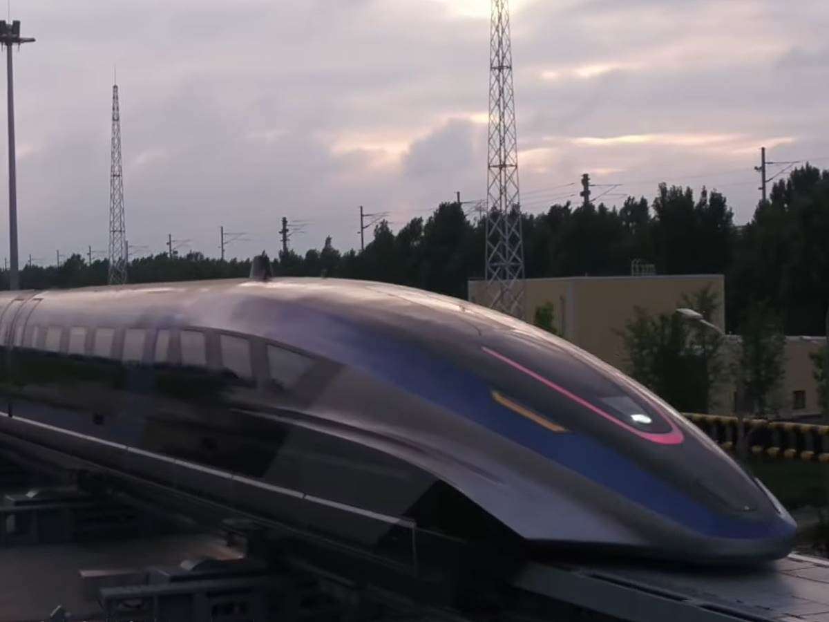 Najbrži voz na svetu kineski maglev 