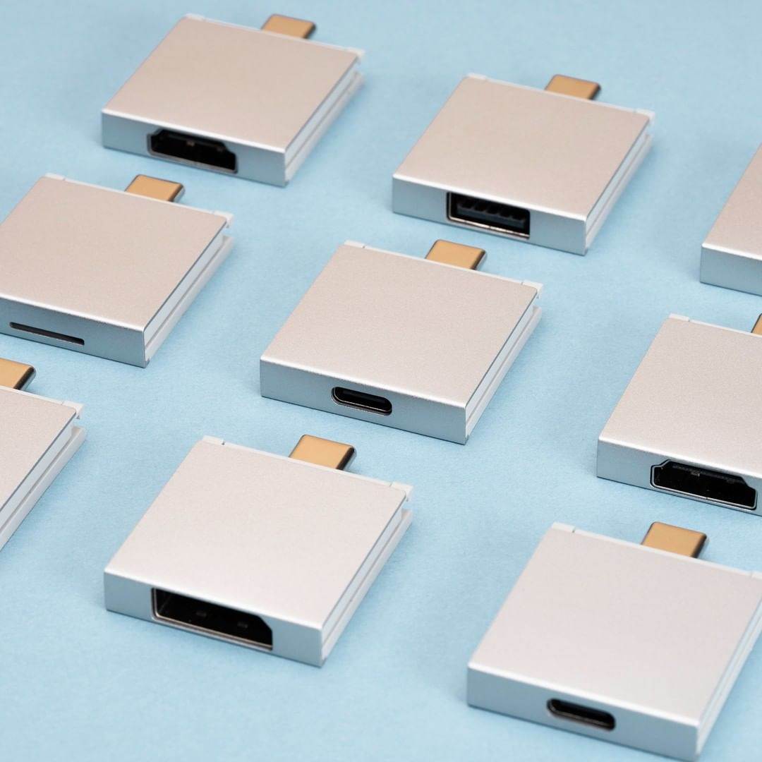 laptop sa izmenjivim komponentama