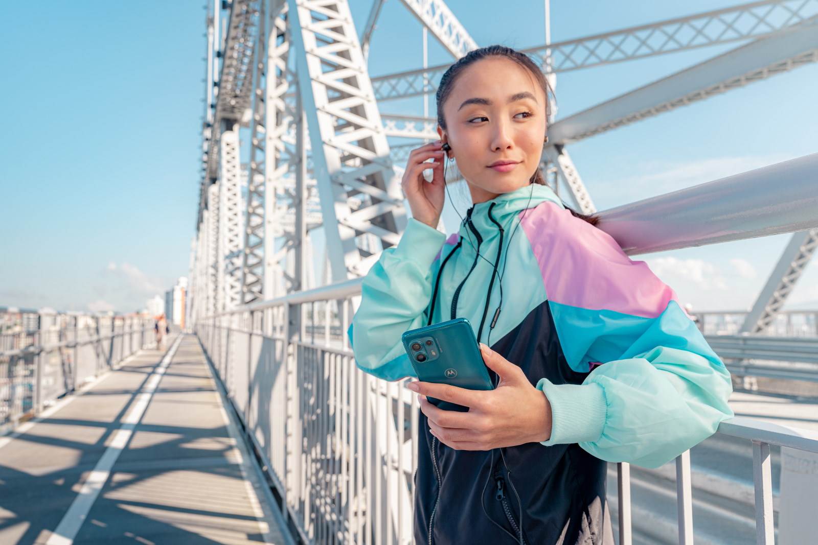 Motorola edge 20 serija premijum srednje klase