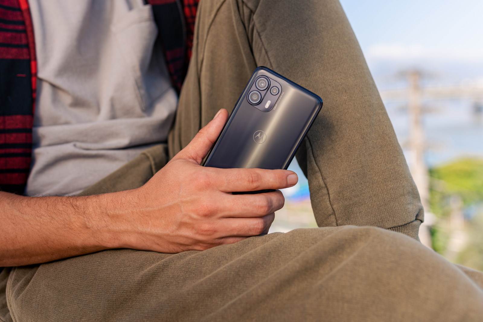 Motorola edge 20 serija premijum srednje klase