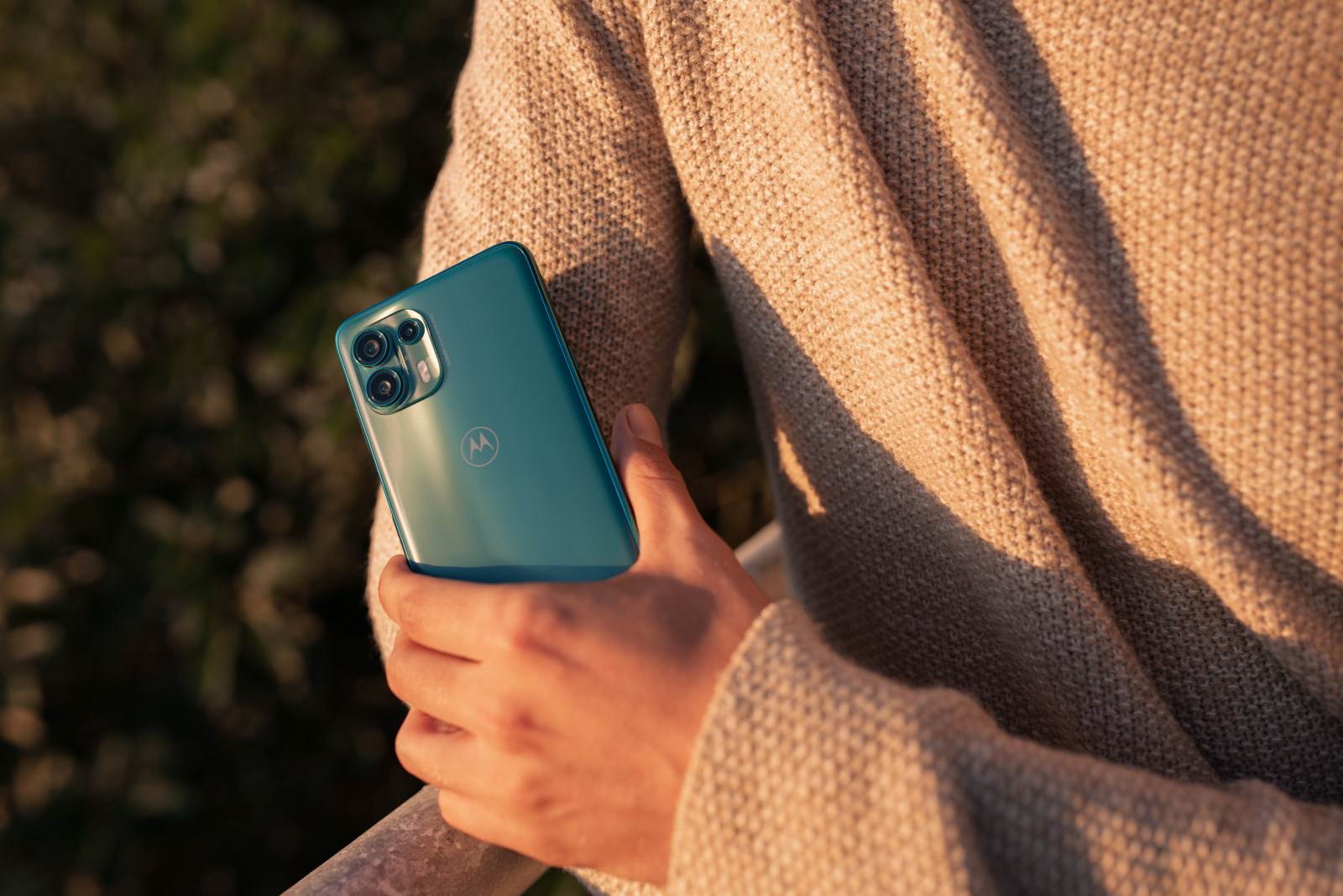 Motorola edge 20 serija premijum srednje klase